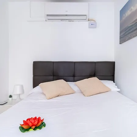 Fira Barcelona And 20' Bcn Center لوسبيتاليت دي يوبريغات